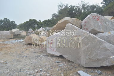 石井石材矿山周边荒料场及花岗岩大切厚板加工图 公司相册 南安市石井兴隆石材